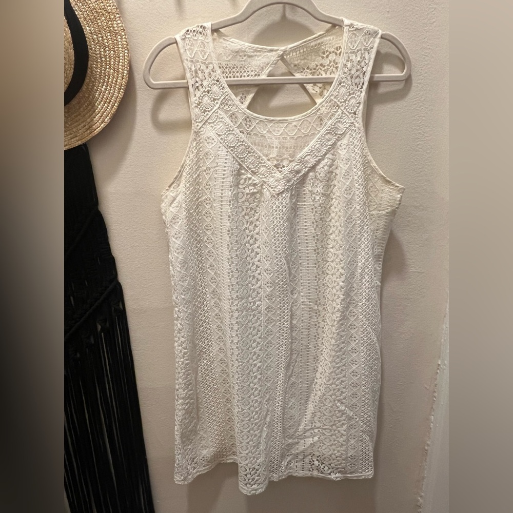 Mini white lace dress. Stretchy and perfect for summer
